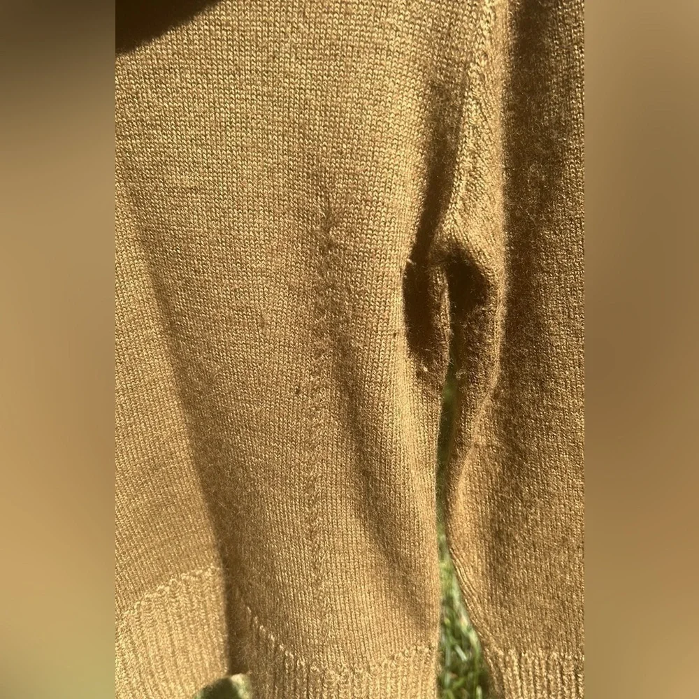 100% Alpaca Olive Green Crewneck Sweater